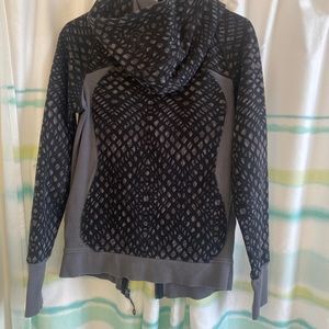 Lululemon sweatshirt